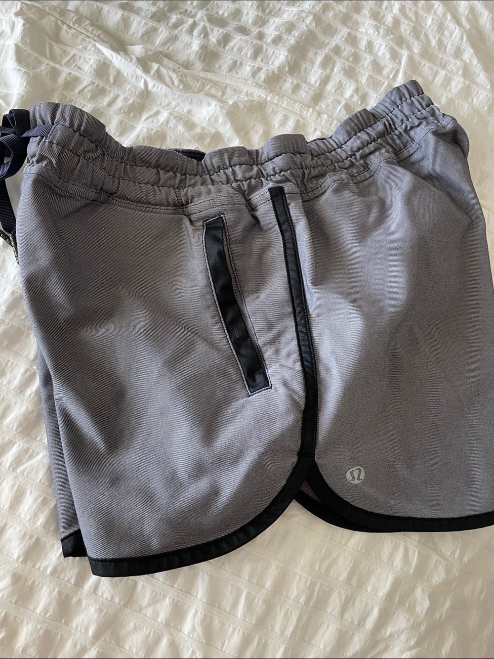 Lululemon Women’s Varsity Athletic Shorts 6